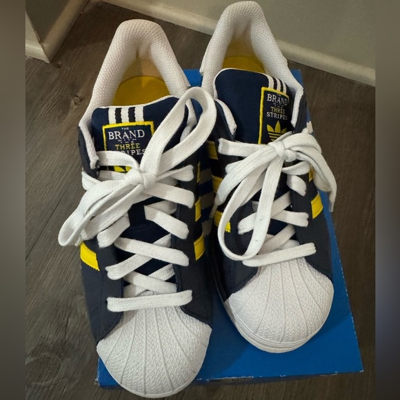 NWT adidas Superstar Original ‘Track Suit Pack’ l Indigo Yellow l M 5.5/W 7 - Picture 9 of 9